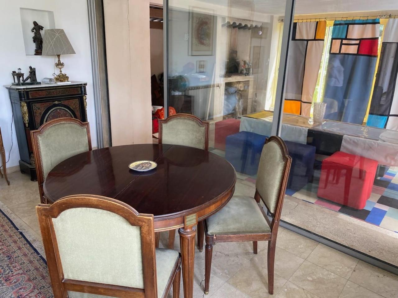 Chambre Chez L'Habitant Avec Piscine Marsilia Exterior foto